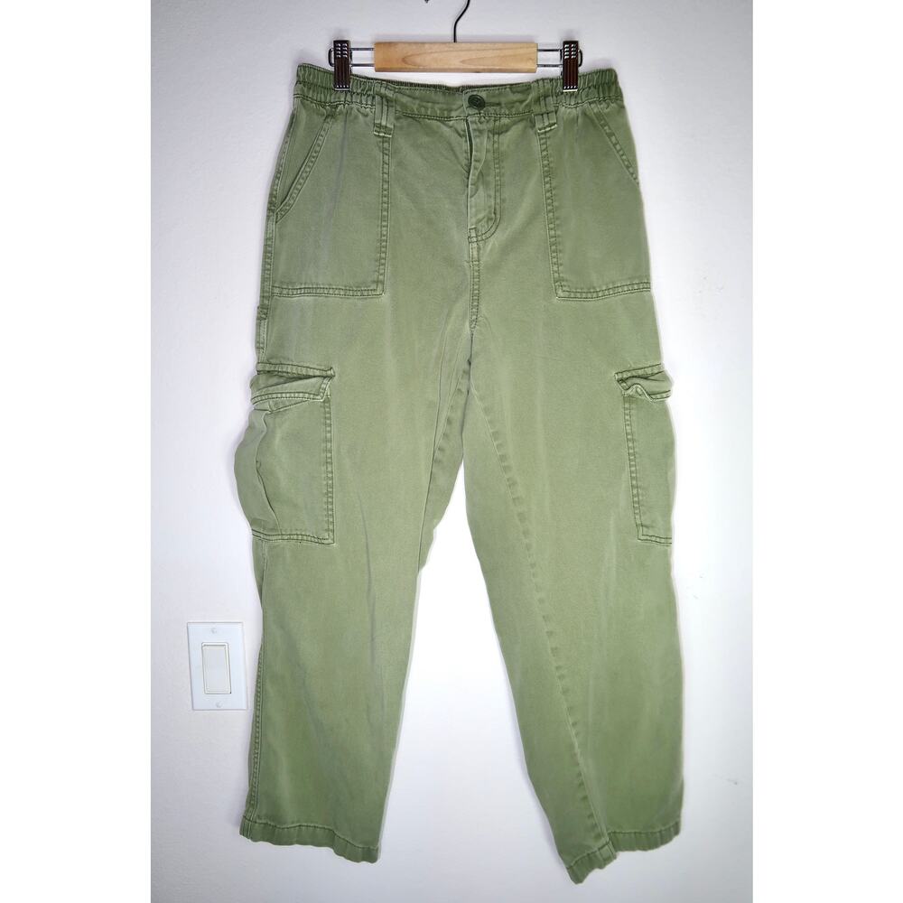 Aeropostale Green Cargo Pants‎ Women’s Size Medium Pockets Gorpcore Grunge Army